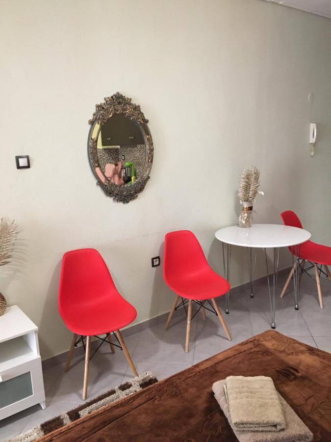 G M 1 Rooms Kentro In The Heart Of The City Лариса Екстер'єр фото
