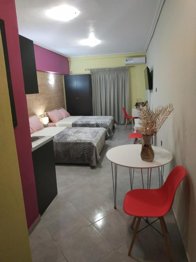 G M 1 Rooms Kentro In The Heart Of The City Лариса Екстер'єр фото